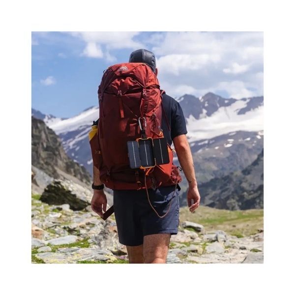Xtorm Robuuste Powerbank 10,000mAh met ZonnepanelenAfbeelding