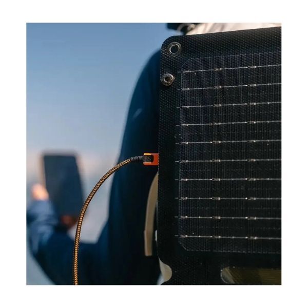 Xtorm SOLARBOOSTER Opvouwbaar USB-oplaadapparaat op zonne-energieAfbeelding