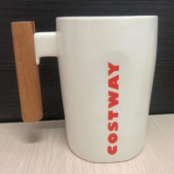 COSTWAY Wooden handle mug for store