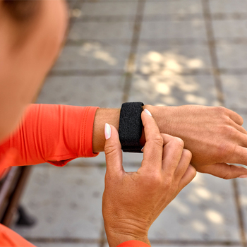 Garmin − CIRQA™ BAND