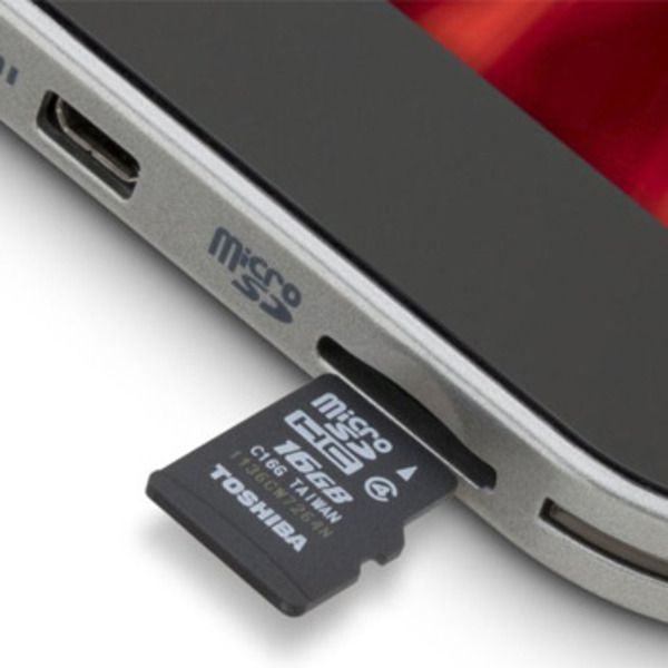 Toshiba microSDHC Class 4 Memory Card, 16GBImage