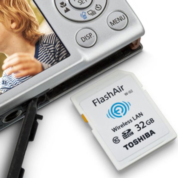 Toshiba FlashAir™ II Wireless SD Card, 32GBImage