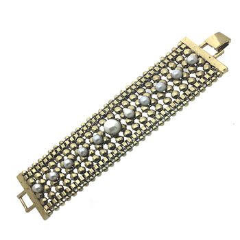Mia's ARYA Pearl Bracelet