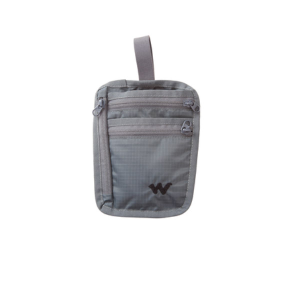 wildcraft passport pouch