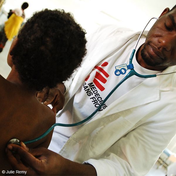 Médecins Sans Frontières − Stethoscope Image
