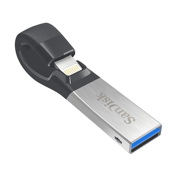 Sandisk iXPAND™ USB 3.0 Flash Drive 32GB - iPhone & iPadImage