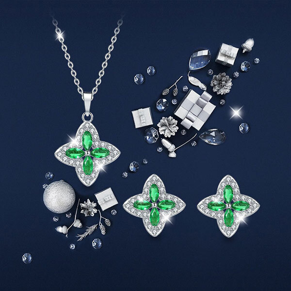 Pica LéLa LUCKY CLOVER Necklace and Earrings SetImage