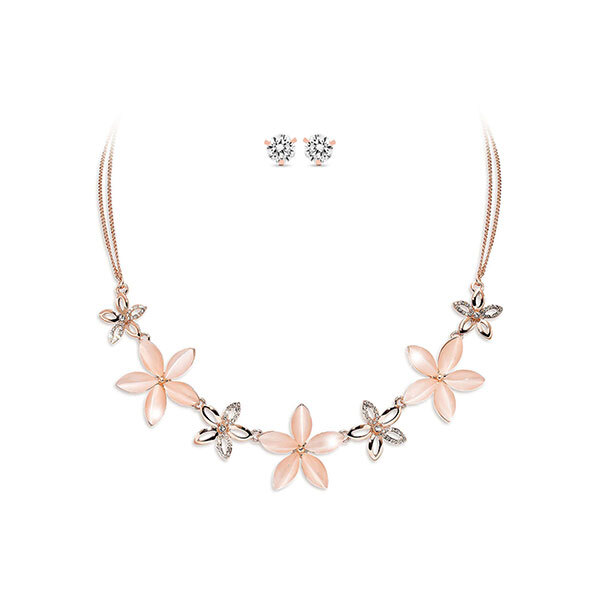 Pica LéLa Flower NecklaceImage