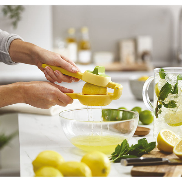 Joseph Joseph JUICEMAX Citrus PressImage