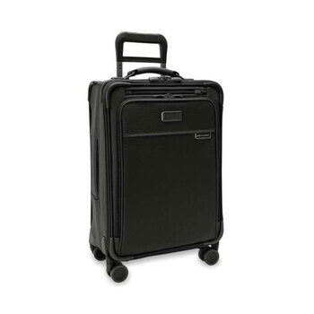 Briggs & Riley BASELINE Essential Carry-on Spinner