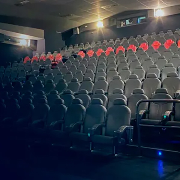 Cinemas UCI - Bilhetes, pipocas e bebidas para doisImagem